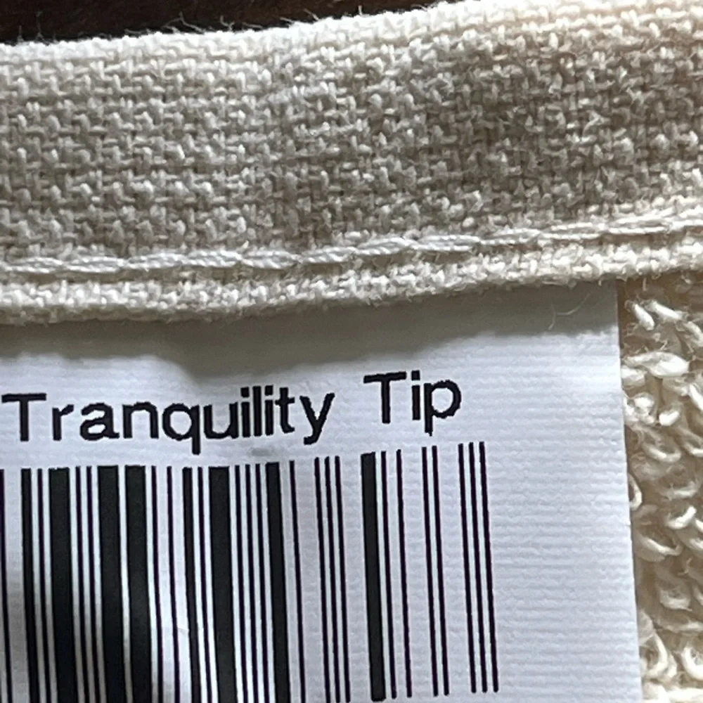 . Saturday Knight Limited Tip towel